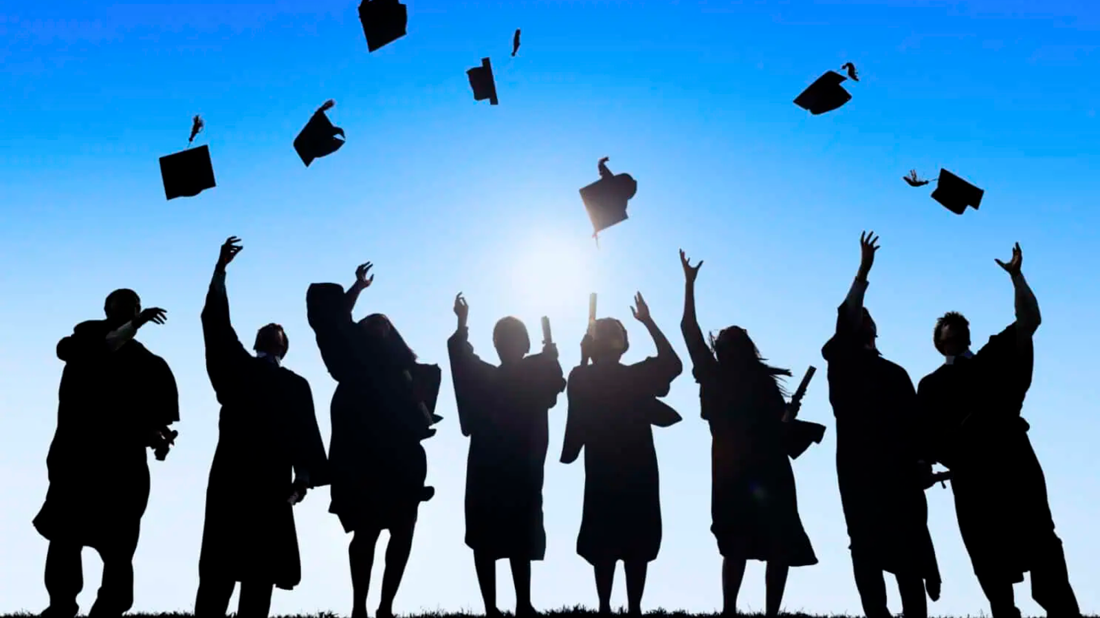 Een groep studenten in kostuums